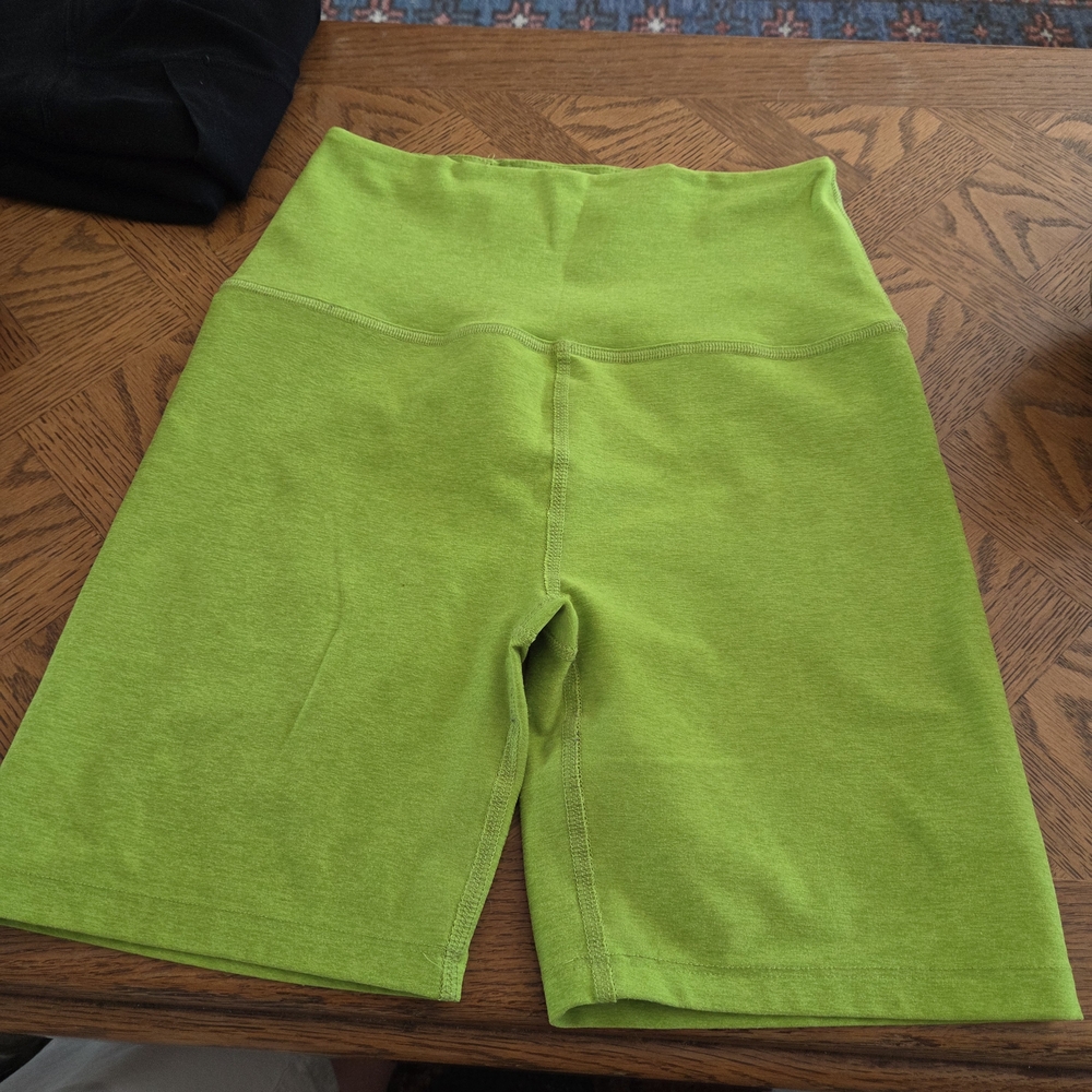Beyond Yoga Green Bike Shorts High Waist Stretch